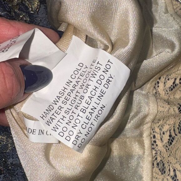 MANDALAY luxury brand One Shoulder Lace sequin beaded embellished Dress Size 4 - Picture 6 of 7